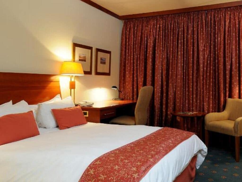 מלון Peermont Walmont At The Grand Palm, גאבורון מראה חיצוני תמונה