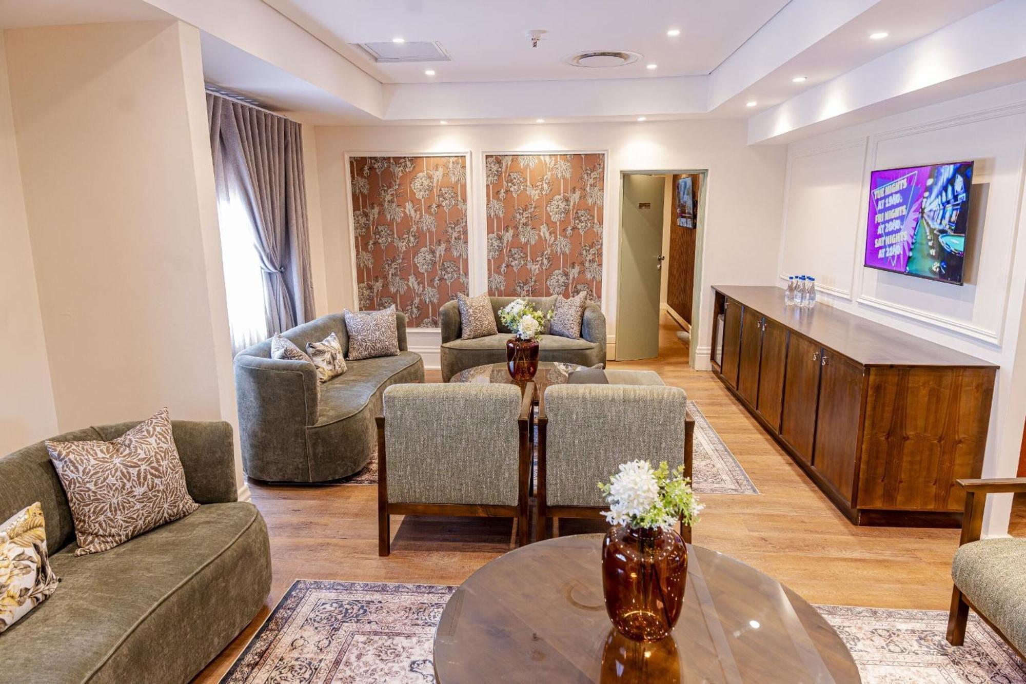 מלון Peermont Walmont At The Grand Palm, גאבורון מראה חיצוני תמונה