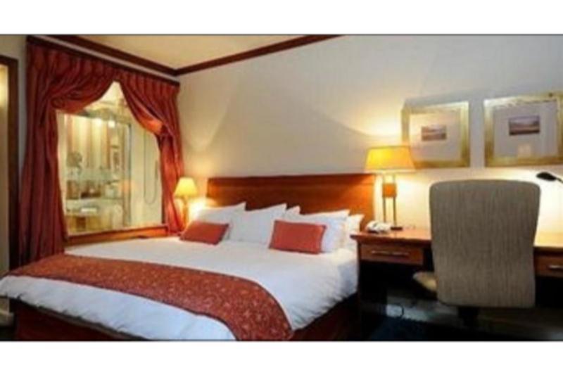 מלון Peermont Walmont At The Grand Palm, גאבורון מראה חיצוני תמונה