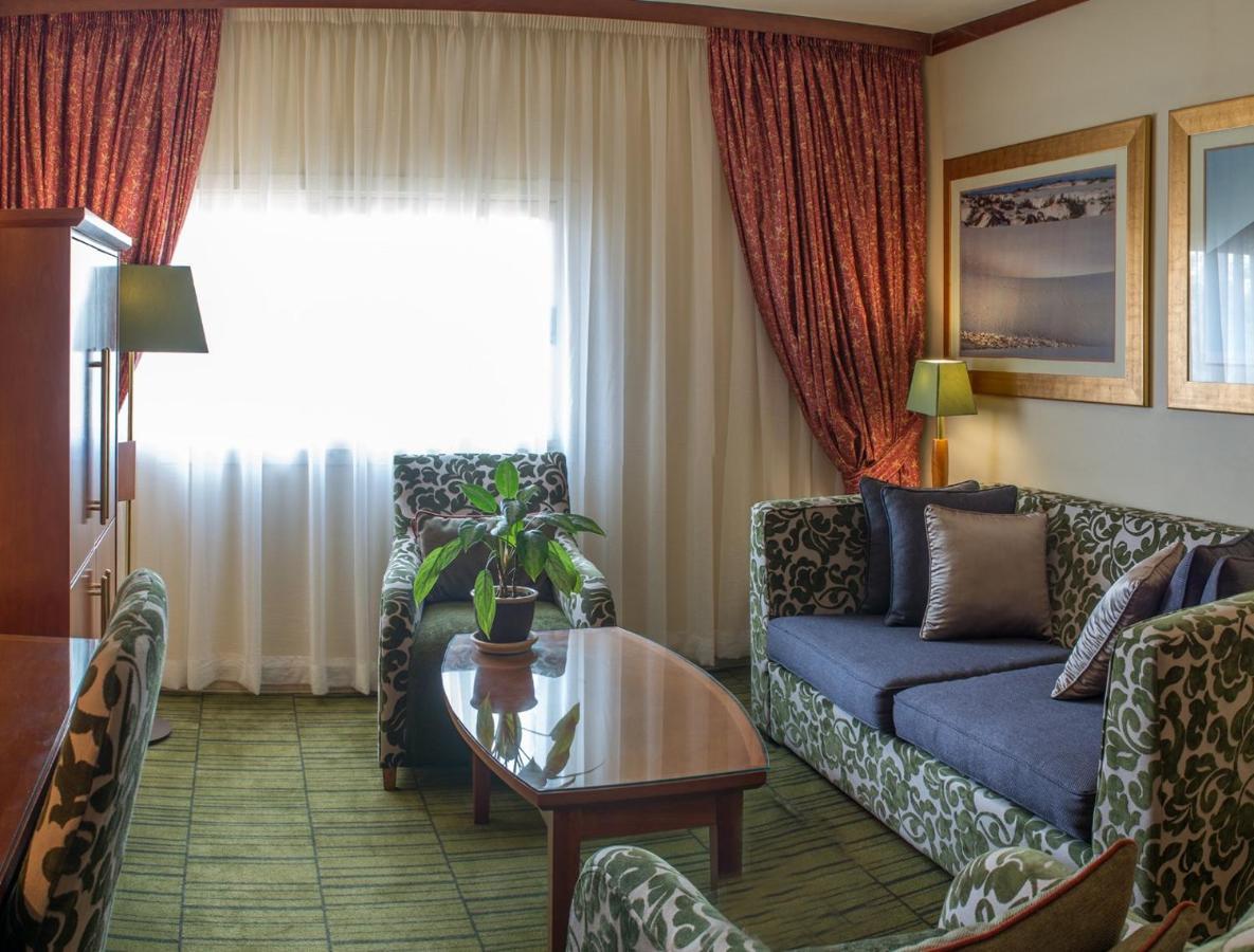 מלון Peermont Walmont At The Grand Palm, גאבורון מראה חיצוני תמונה